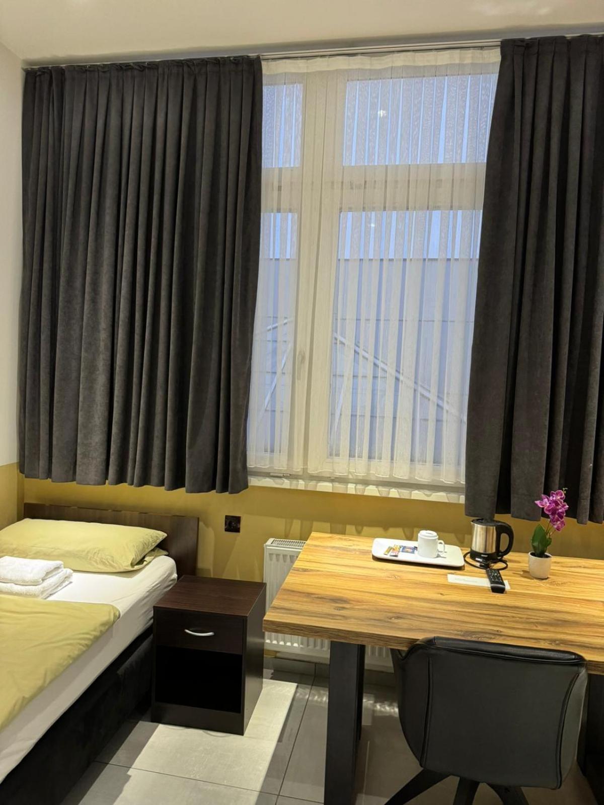 Stadtpension Heilbronn Exteriör bild