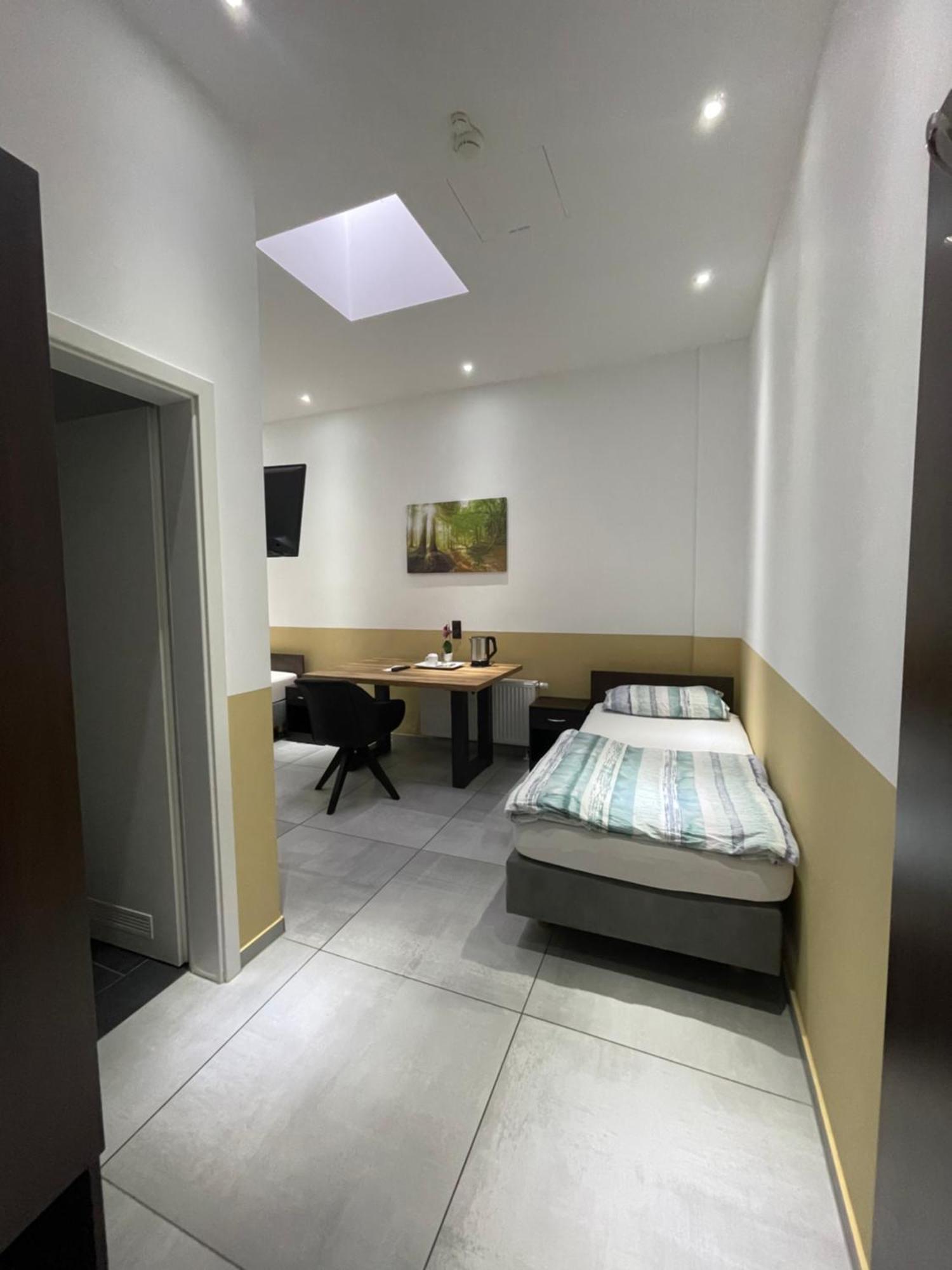 Stadtpension Heilbronn Exteriör bild